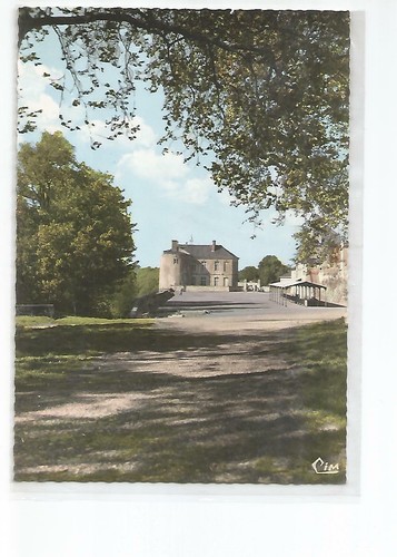 Couhe verac le champ de - 86,
