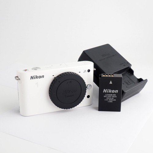 Nikon - 1, j1