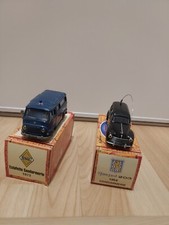 véhicule de gendarmerie 1/43em marque norev    en métal  avec boite