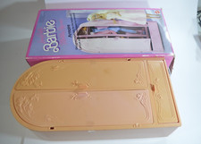 Armoire vintage Barbie en