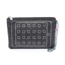 LOUIS VUITTON × fragment