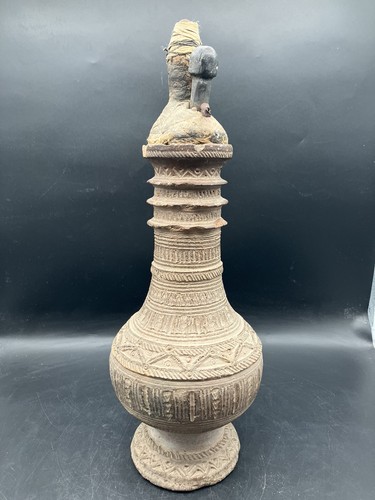 Ancienne pipe eau terre - ancienne,