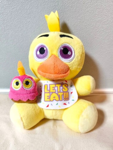 Figurine personnage peluche