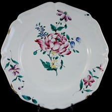 assiette (1) HANNONG  Faïence fine signée JH23  1765-1773