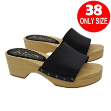 Mule Féminin Basses En Réel