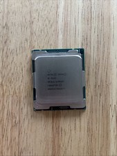 Processeur Intel Xeon W-2145 CPU SR3LQ 3.70GHz Turbo 4.50GHz LGA 2066