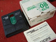 ZOOM 508  'double tap' delay echo 4000ms 24 patch tuner fonction