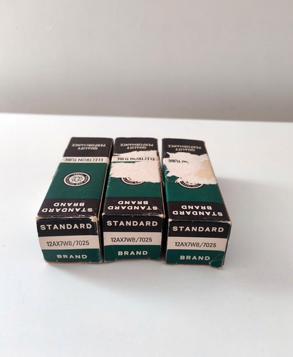 Lot lampes 12ax7wb - de, /