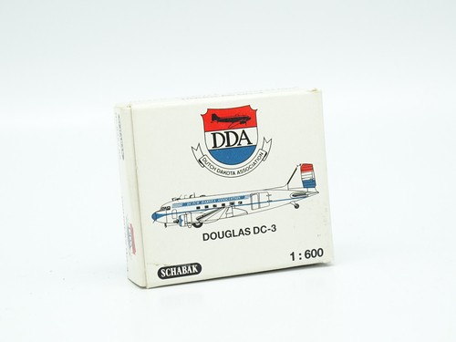 Schabak avion airlines 600 - avion,