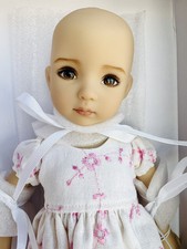 BEAUTIFUL Dianna Effner 13"