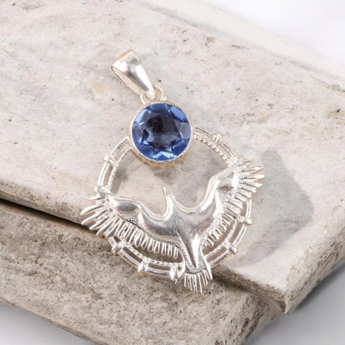 Pendentif rond tanzanite