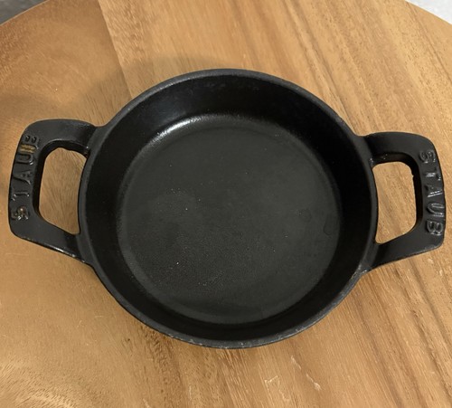 Staub cast iron - cast, mini
