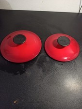 Deux couvercles Cousances