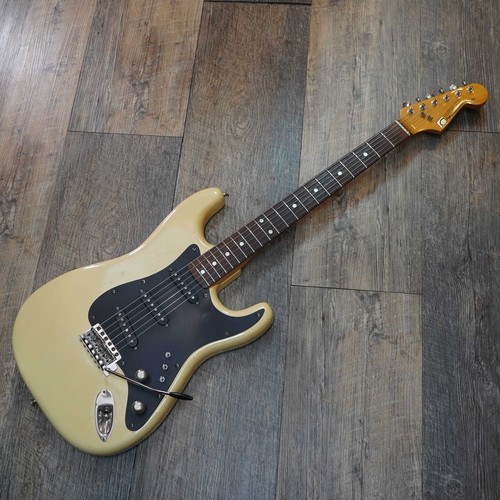 Guitare électrique solide