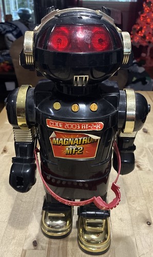 Vtg 1984 battery magnatron - op,