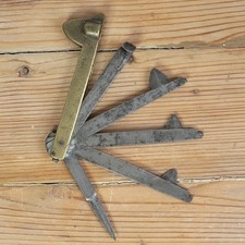 Ancienne Flamme de Vétérinaire ou Maréchal Ferrant 5 Lames Marquée Paris