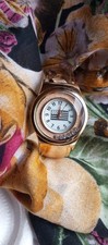 Montre femme quartz dorée