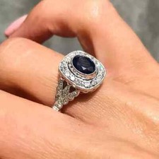 Bague de fiançailles ovale en