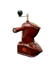 Moulin cafe bakelite Eva moulin bakelite pedelite Peter Diene De Ve Eva Art Déco