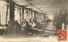 CARTE POSTALE MIRECOURT LUTHERIE GRAND ATELIER