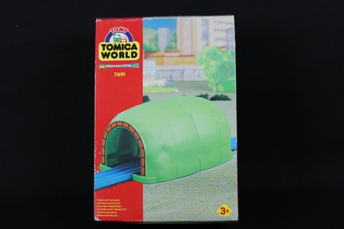 Zb300 tomy tomica world road - tomy,