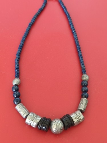 Ancien collier ethnique