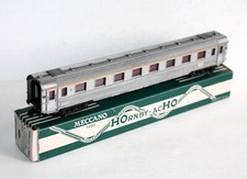HORNBY HO 737 VOITURE VOYAGEUR