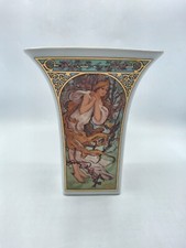 Vase carré évasé en faïence de Goebel Les quatre saisons de Mucha XXème