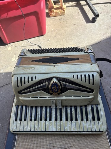Vintage salanti accordion with - salanti,