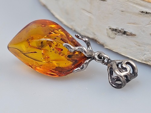 Pendentif ambre chaîne en - pendentif,