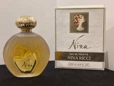 TRES JOLI ET GRAND FLACON A