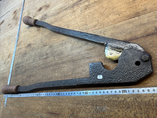 Outil ancien coupe queue - ancien,