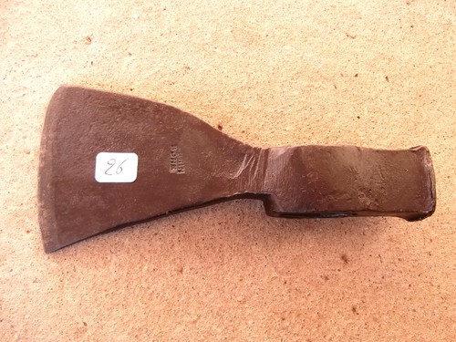 Outil ancien hache - ancien, forgée