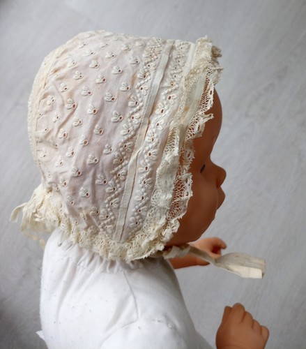 Ancienne coiffe bébé - , ou