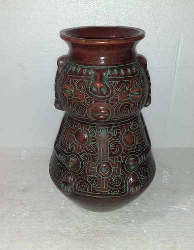 Vase anthropomorphe terre - anthropomorphe,