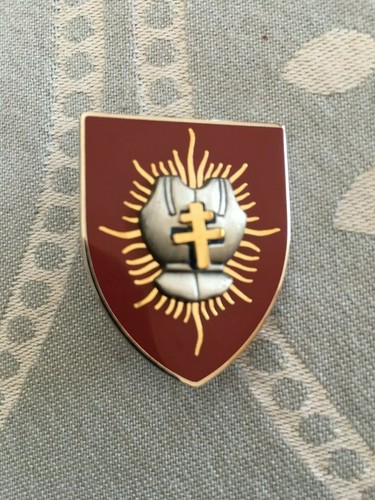 Insigne militaire pucelle - insigne,
