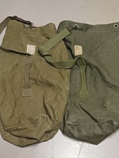 Lot de 2 sacs militaires de
