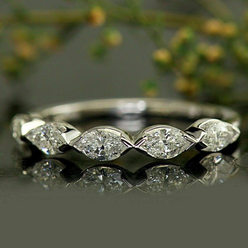 Bague alliance diamant simulé