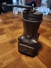 moulin à café XVIII ° dit Louis XIV En Noyer 