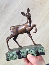 Belle biche bronze socle