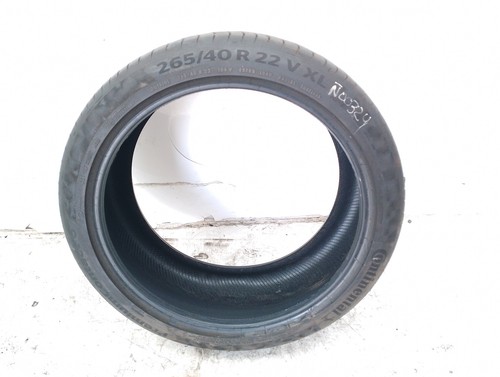 265 pneu 673614 pour - 265/40/22,