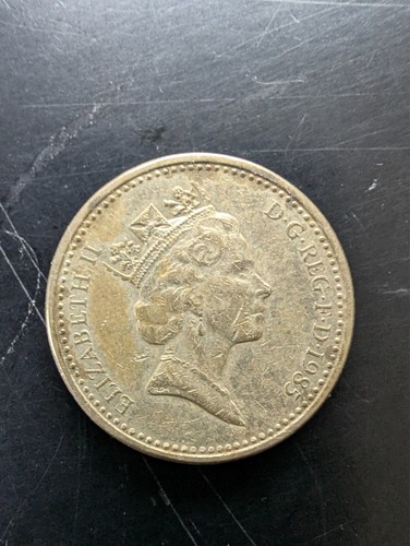 Pièce rare anglaise one - , pound