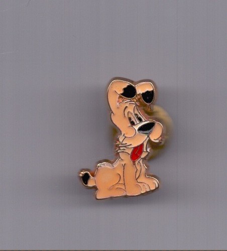 Pin uderzo idefix - pin's, .