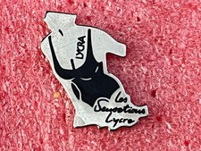 T17 Pins MODE LINGERIE LES