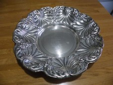 CORBEILLE A PAIN ANCIENNE OU COUPE A FRUIT EN MÉTAL