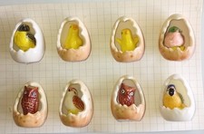 serie de 16 feves poussins dans l'oeuf ( 8 nids8 poussins)2002