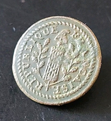 B8879 bouton république - b8879,
