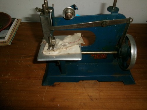 Jouet ancienne machine - machine, à