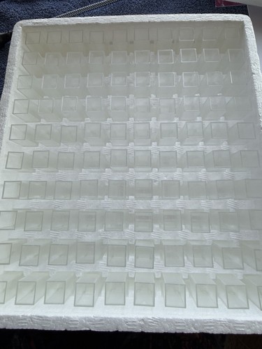 Disposable plastic cuvette - plastic,