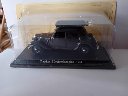 Traction 11 légère - 1/43,